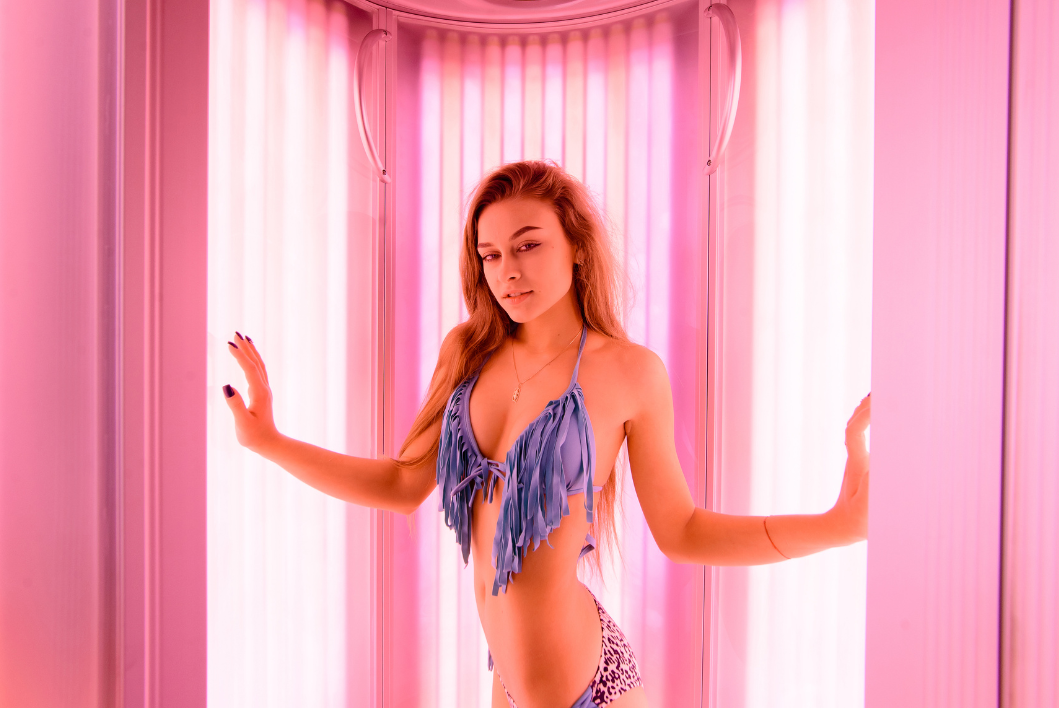 First visit to a tanning salon - tanning bed tips for beginners