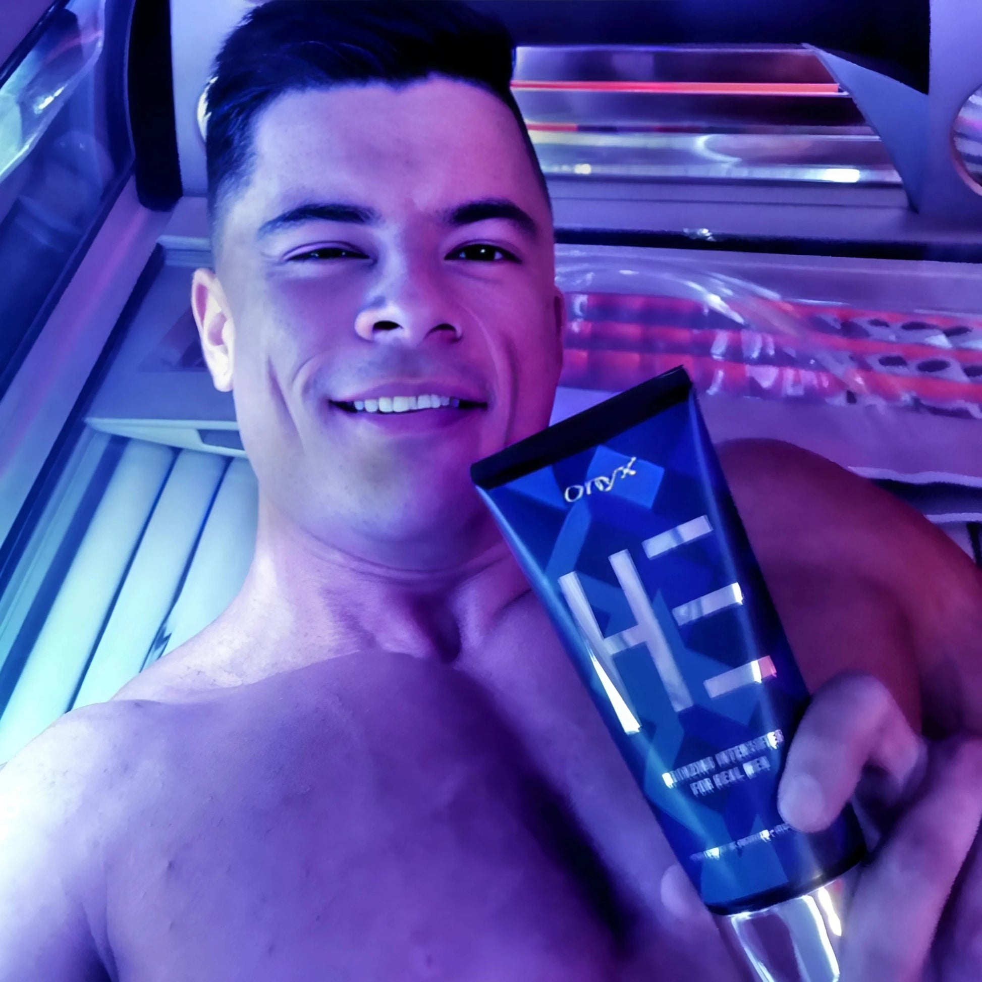 Onyx HE Tanning Lotion for men – sweat-resistant bronzing intensifier with moisturizing benefits.